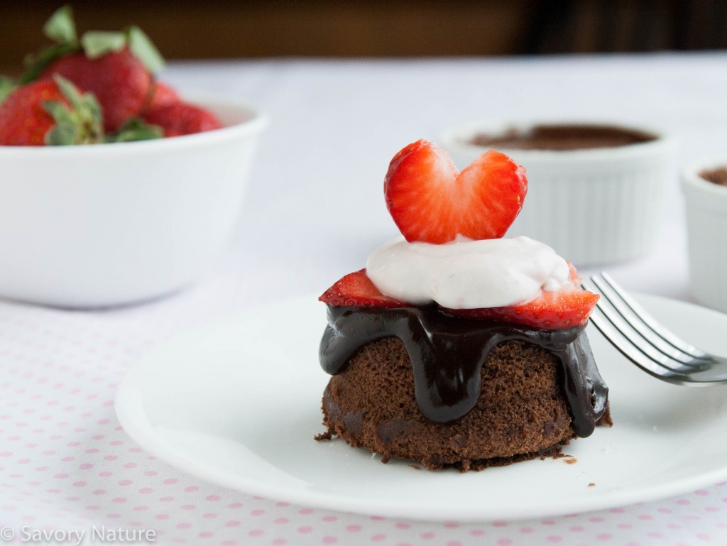 Individual Chocolate Cakes with Strawberry Cream